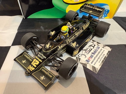 Minichamps 540861812 - 1:18,