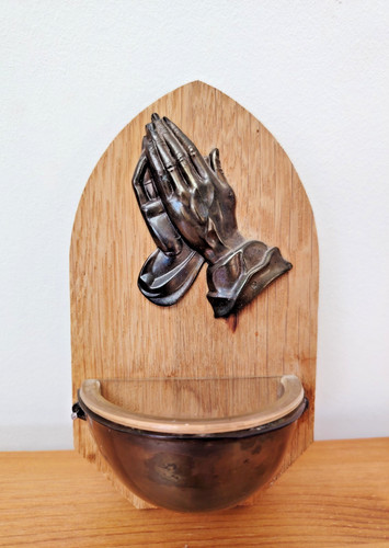 Devotional water font wall - devotional,