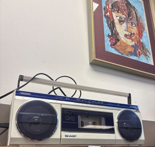 Sharp stereo radio - stereo,