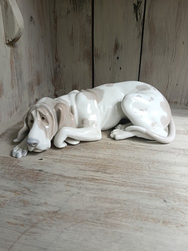 Lladro old dog bloodhound - lladro, dog"