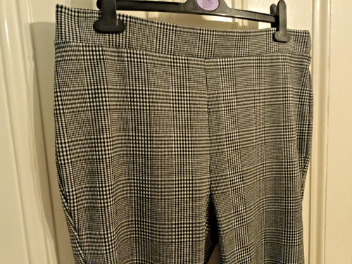 Mark spencer black white - spencer,