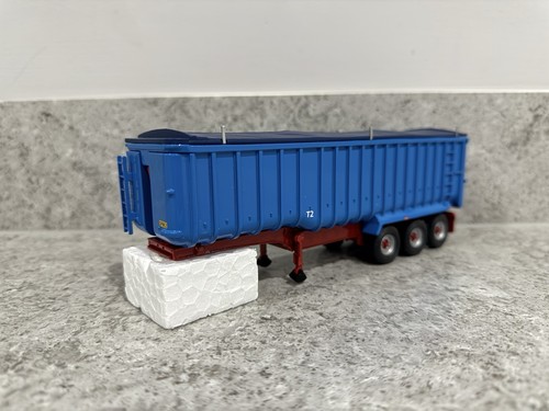 Corgi tri axle bulk - bulk, tipper