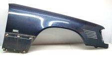 Mercedes right wing fender