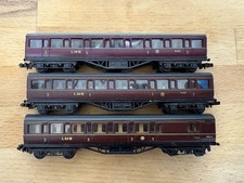 3 Lms N Gauge Mainline Corridor Coaches Composites & brake farish