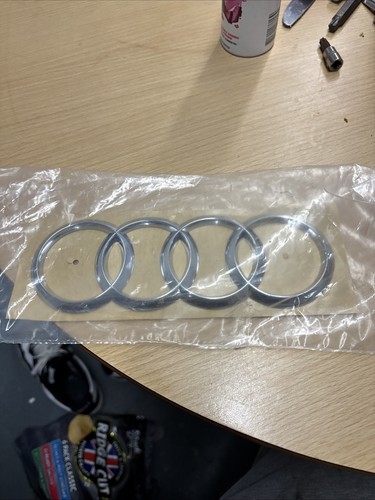 New genuine audi rsq3 - genuine, a1,