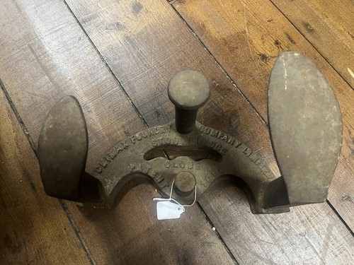 Vintage cast iron cobbler - vintage,