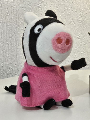 Zoe zebra - zoe, pigfriend)