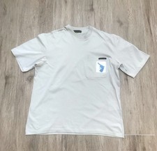 prada t shirt mens size medium