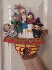 Hansel And Gretel Glove Finger