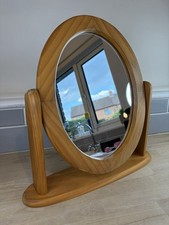 Vintage Pine Freestanding Oval