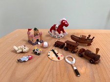 Dolls house old fashioned children's toys
