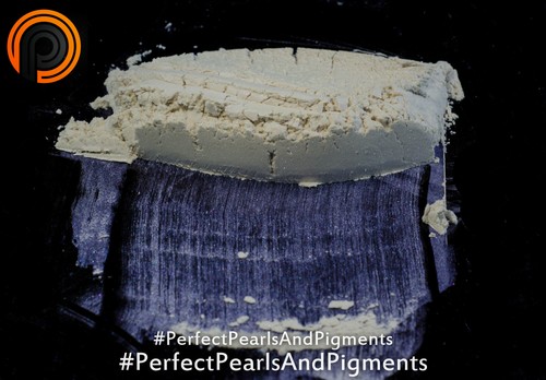 Iridescent pearl pigment - iridescent,