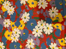 Vintage Floral Fabric – Red with White Daisies - 44 x 75 in / 112 x 190 cm