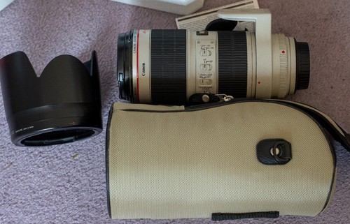 Canon 200 mm f - -, f/2.8