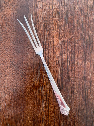 Oneida heirloom sterling - oneida,