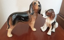 BLOODHOUND (COOPERCRAFT)  FIGURE AND SPANIEL PUPPY SITTING FIGURE