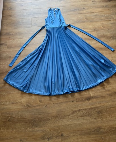 Vintage 1970s cornflower blue