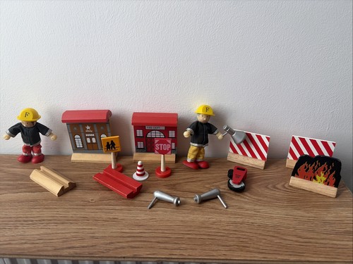 Wooden fireman toy play set - toy,