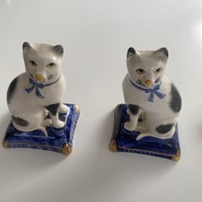 Pair of Ceramic Cats