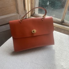 MIMI BERRY ‘HEBE’ amber