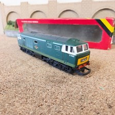 HORNBY RAILWAYS OO GAUGE  R074  CLASS 35 HYMEK  D7063  BR GREEN LIVERY