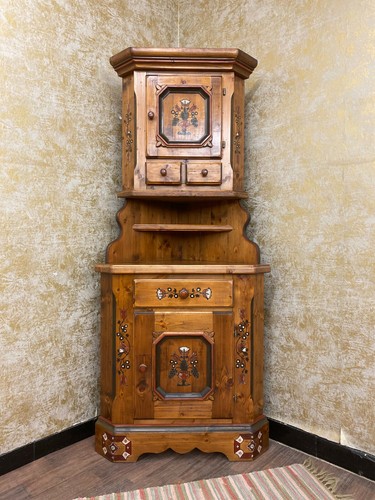 Voglauer anno 1700 - 1700, corner