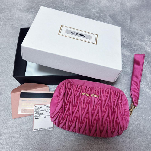 Miu matelasse satin clutch - miu,