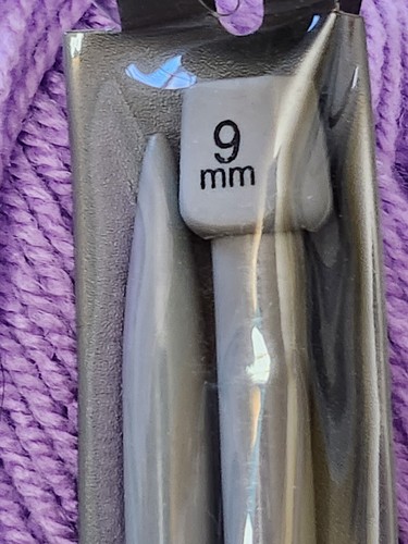 Apple 9mm knitting needles - apple,