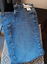 Ladies Straight Blue Jeans