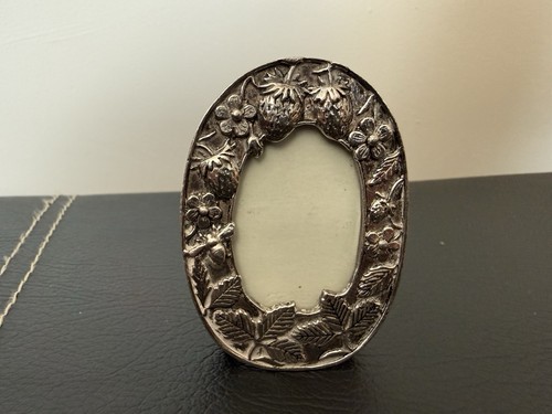Vintage miniature photo frame - miniature,