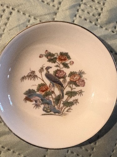 Wedgwood kutani crane bone - kutani,