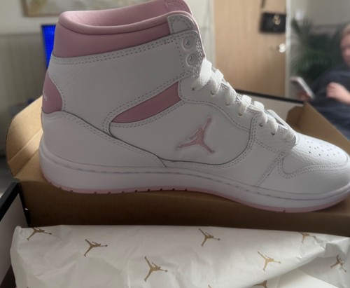 Ladies nike jordon court - nike,