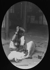 Photo YOUNG INDIAN WOMAN