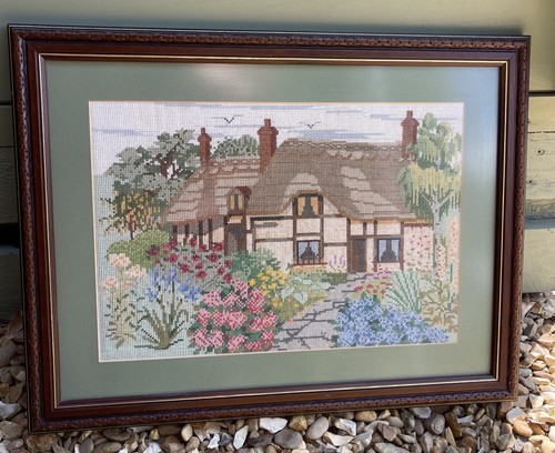 Cottage core thatched - thatched,