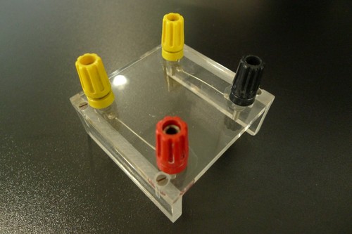 Terminal sockets 4mm - 4mm, irwin