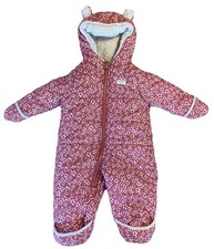 OshKosh B'gosh 6-9 Months Snow