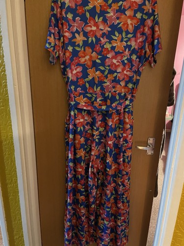 Popsy floral jumpsuit size - popsy,