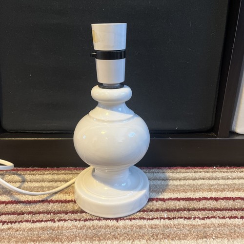 Royal doulton white lamp - royal,