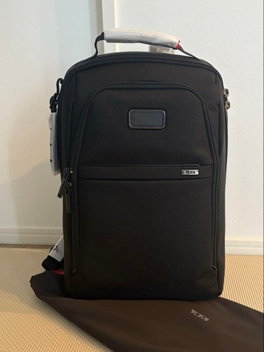 Tumi medium inch - tumi,
