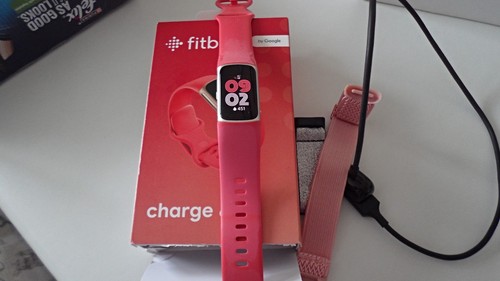 Fitbit charge - fitbit,