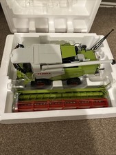 1/32 Wiking Claas Tucano 570 Combine Harvester