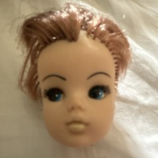 Vintage Sindy 💛 Doll Head