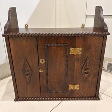 Arts & Crafts Oak Wall