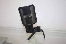 RØDE NT-USB Versatile Studio-quality Condenser USB Microphone Pop Filter Tripod