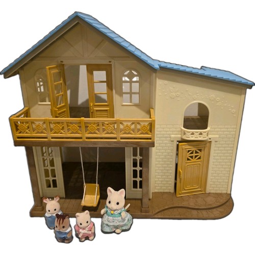 Sylvanian families hillcrest - families,