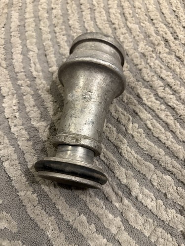 Industrial fire hose - nozzle, 3