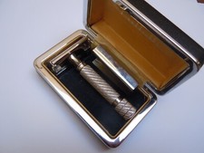Vintage Gillette Aristocrat #22 safety razor rhodium  made in England