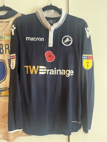 Millwall match worn - match, poppy