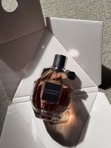 Viktor rolf flowerbomb eau - &,