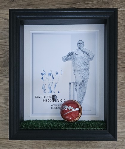 Matthew hoggard signed england - hoggard,